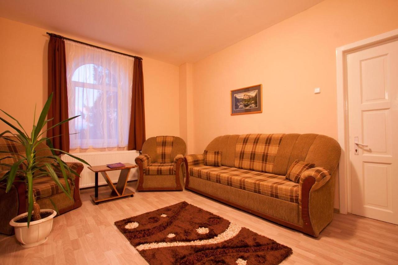 Filo Hotel Gheorgheni  Esterno foto