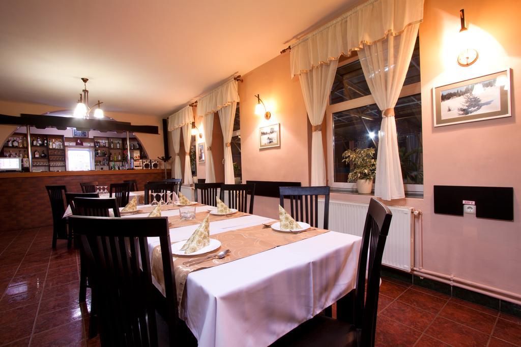 Filo Hotel Gheorgheni  Esterno foto